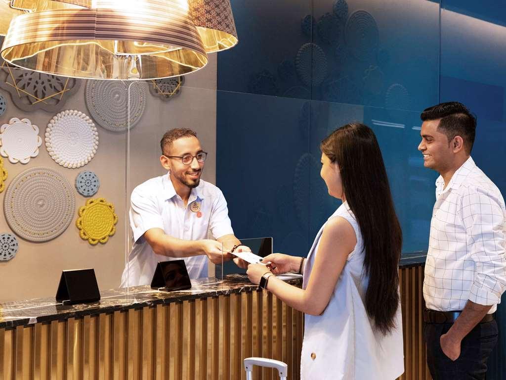 Aparthotel Adagio Dubai Deira Dış mekan fotoğraf